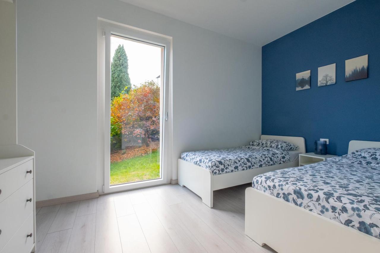 Happy Guest Apartments - Blue Apartment Riva di Solto Ngoại thất bức ảnh
